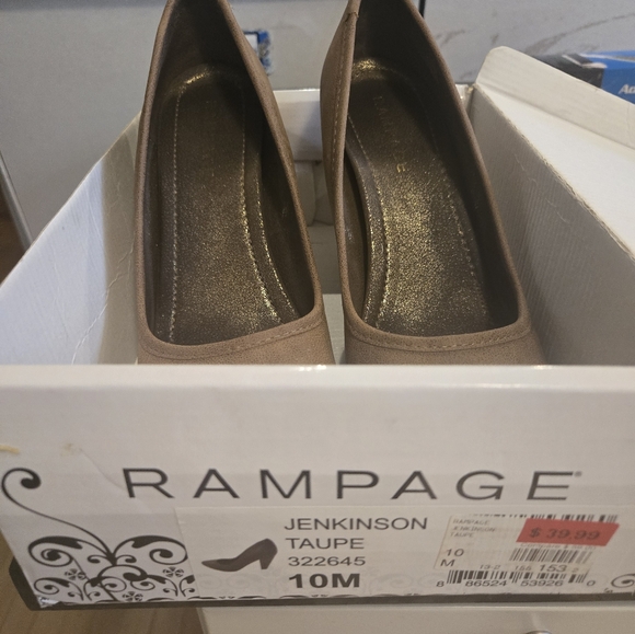 Rampage taupe 10M 3 inch stacked heel - Picture 7 of 10
